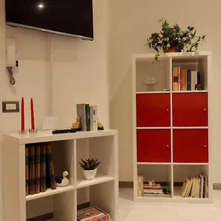 דירה Is Fradis קליארי