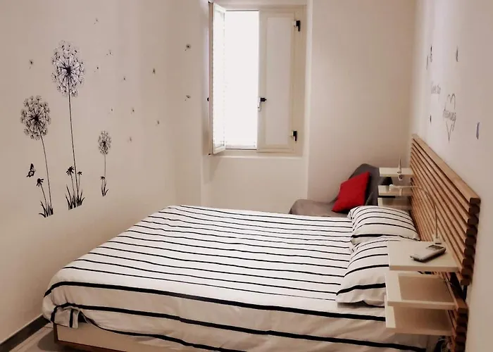 Is Fradis アパート