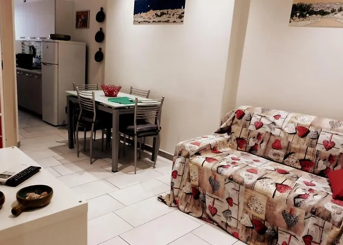 Is Fradis アパート *